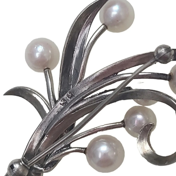 MIKIMOTO Sterling Silver PEARL BROOCH 7 Akoya Japanese PEARL 7.4 G 1.75" BS3 - Picture 8 of 9
